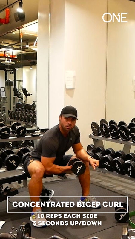 Concentrated Bicep Curl - 2